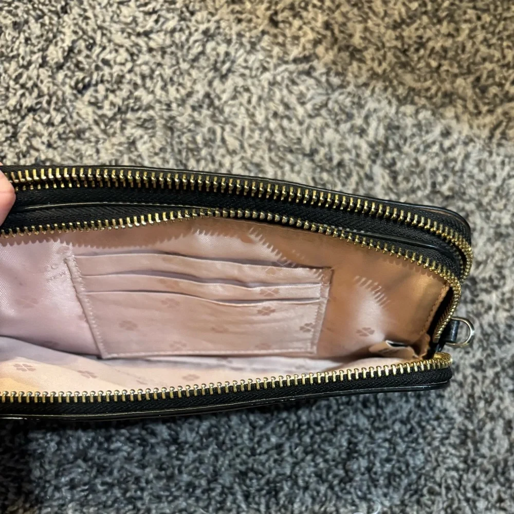 KATE SPADE Margaux Leopard Haircalf Small DoubleZip Convertible Crossbody
🚫strap - Picture 3 of 9